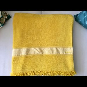 Larger Hermes beach terry cloth yellow
